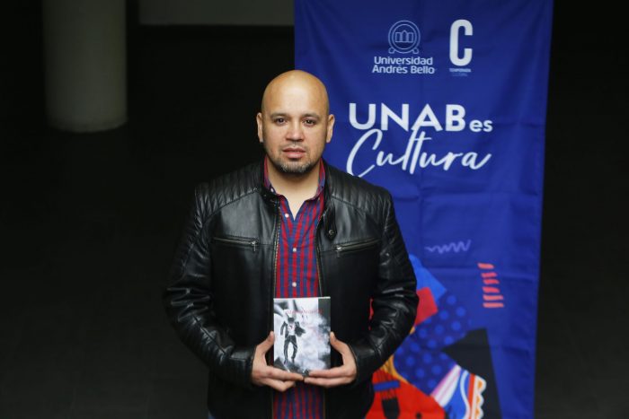 Los Transtorios, ganadora del  primer concurso “Puerto Negro”, publicada en Chile y en España
